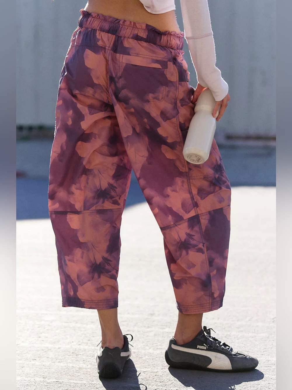 Free People In The Wild Printed Pants Size Medium - Picture 3 of 7